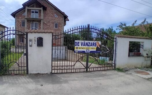 Vila de vanzare in Curtea de Arges zona Nord