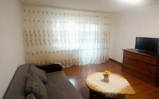 Apartament 3 camere de inchiriat in Curtea de Arges zona 1 Decembrie