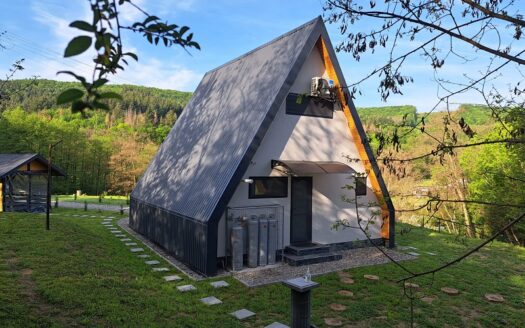 Cabana A-frame de vanzare in Baiculesti Arges